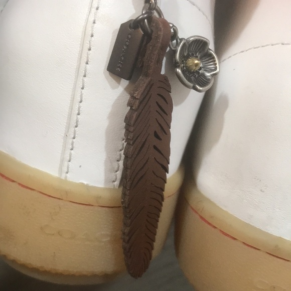 Coach G1493 White Leather High Top Red Shearling Sneaker Size 8 - Picture 8 of 13